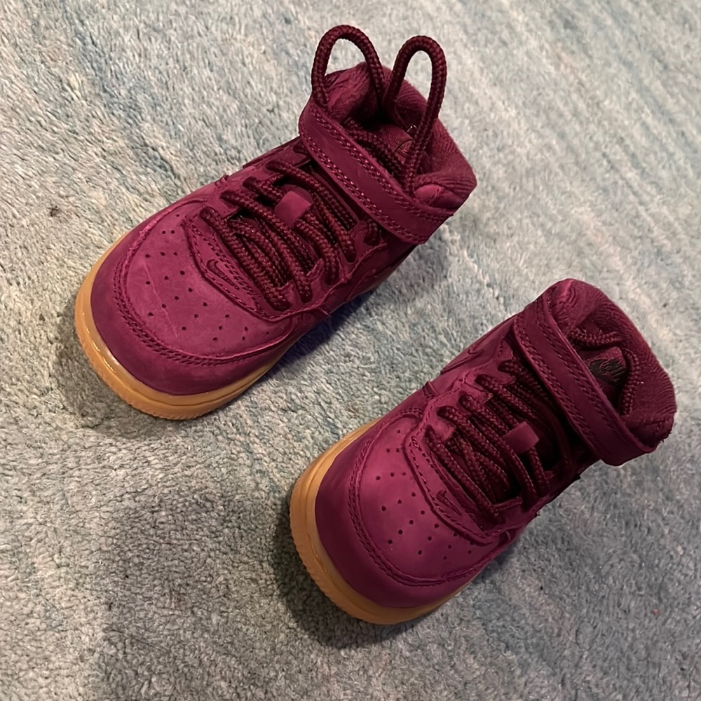 toddler dark purple nike high top uptown’s